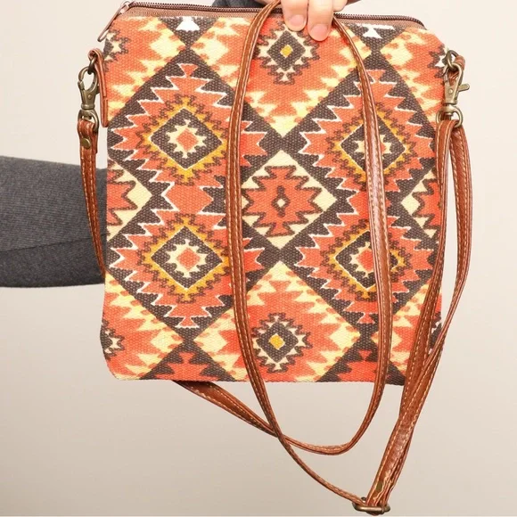 100% Cotton Fiber Pine Creek Orange Patterned Crossbody Bag - Picture 3 of 5